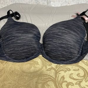 VS PINK wear everywhere lightly lined bra